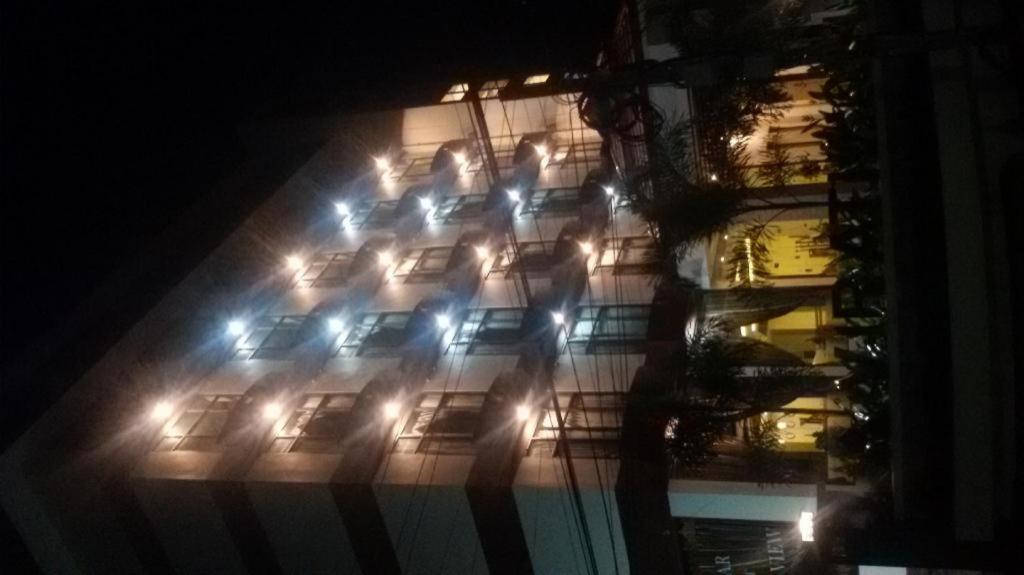 Virati Hotel Янгон Экстерьер фото